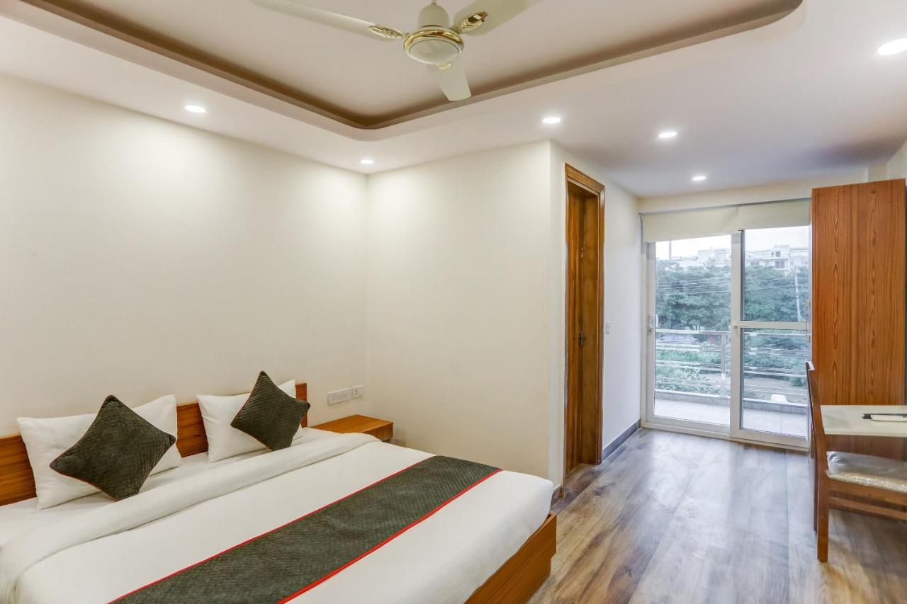 Collection O The Doors Near Appu Ghar Hotel คูร์เคาน์ ภายนอก รูปภาพ