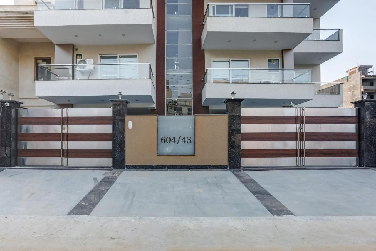 Collection O The Doors Near Appu Ghar Hotel คูร์เคาน์ ภายนอก รูปภาพ